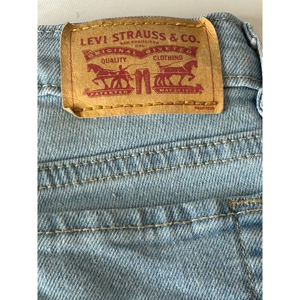 Levi Straus Mini Mom high rise light denim blue jean shorts girls size 14